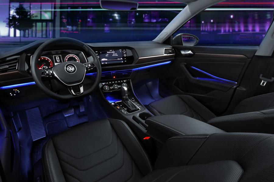 Торпедо Volkswagen Jetta 2018 года  (MX) (фото 8 из 30)